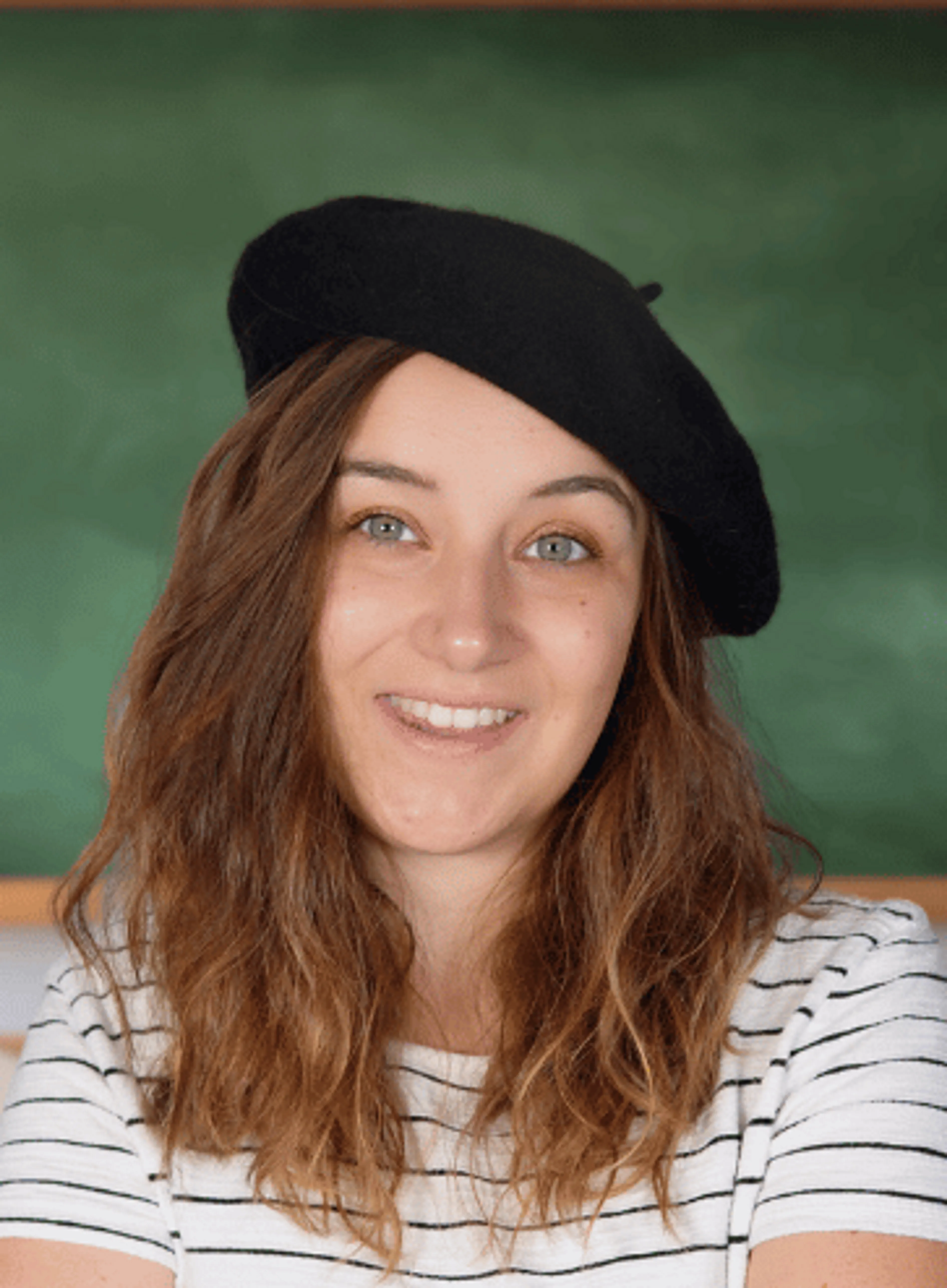 Image de présentation pour l'offre Améliore ta fluidité en français avec le shadowing ! Atelier collectif - À partir du niveau A2 par Manon