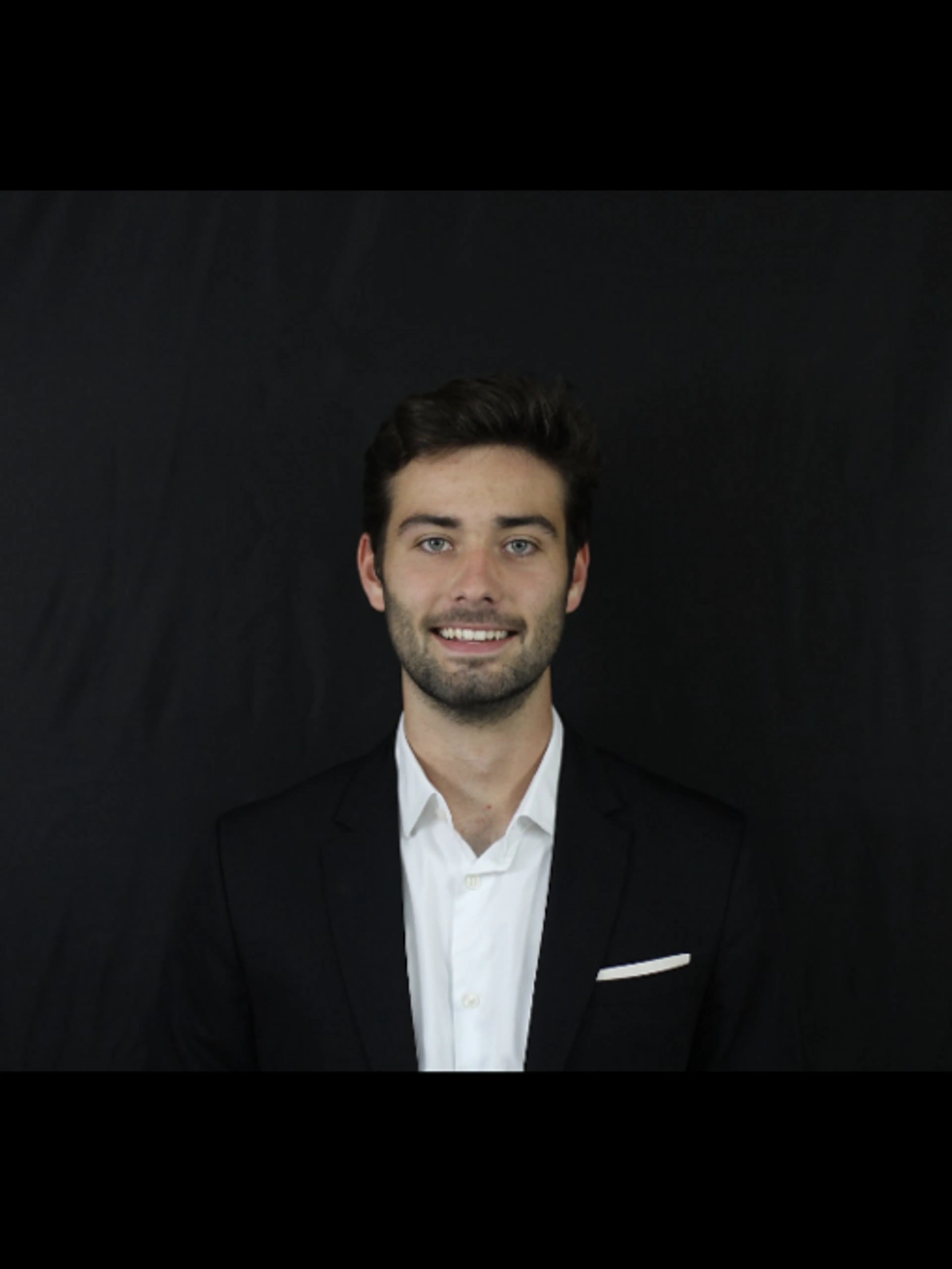 Image de présentation pour l'offre Aide à l'orientation par un élève à HEC Paris par Elliot