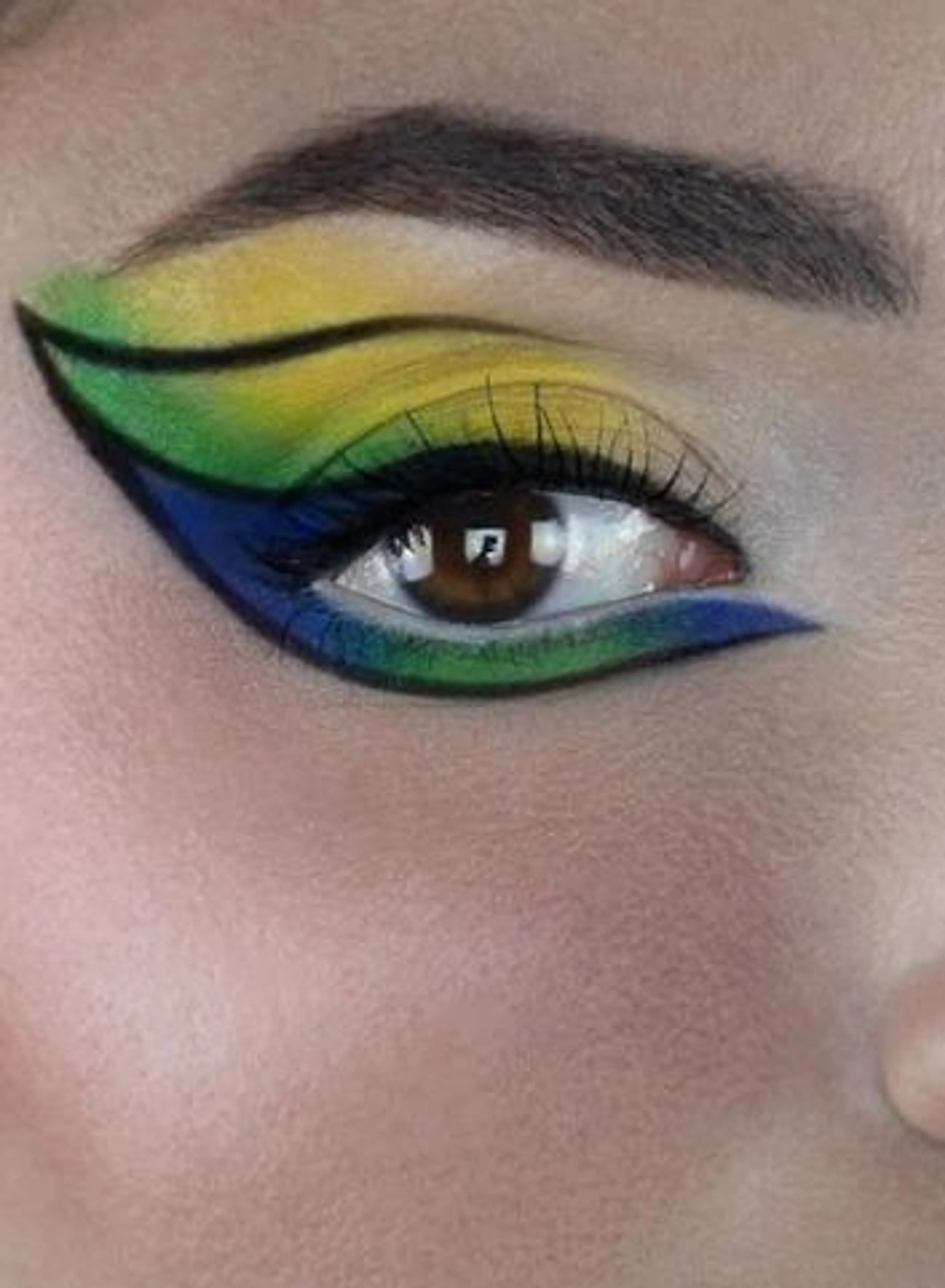 Comment mettre en valeur son regard 👀 - Maquilleuse professionnelle