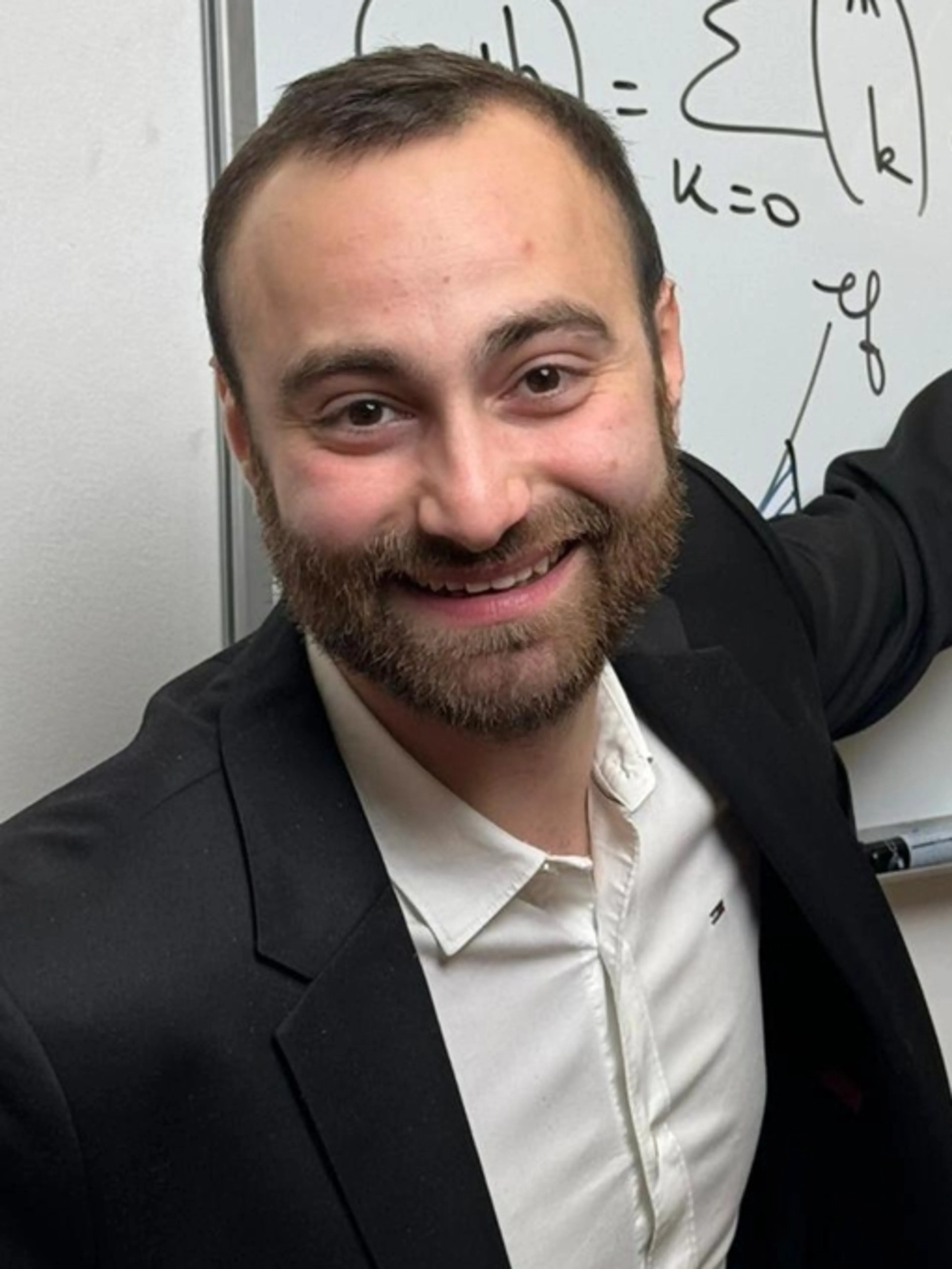 Image de présentation pour l'offre Révisions Finales pour le Bac : Sujet complet N°2 par Lucas