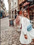 Pauline vous présente ses services sur la plateforme Wooskill.