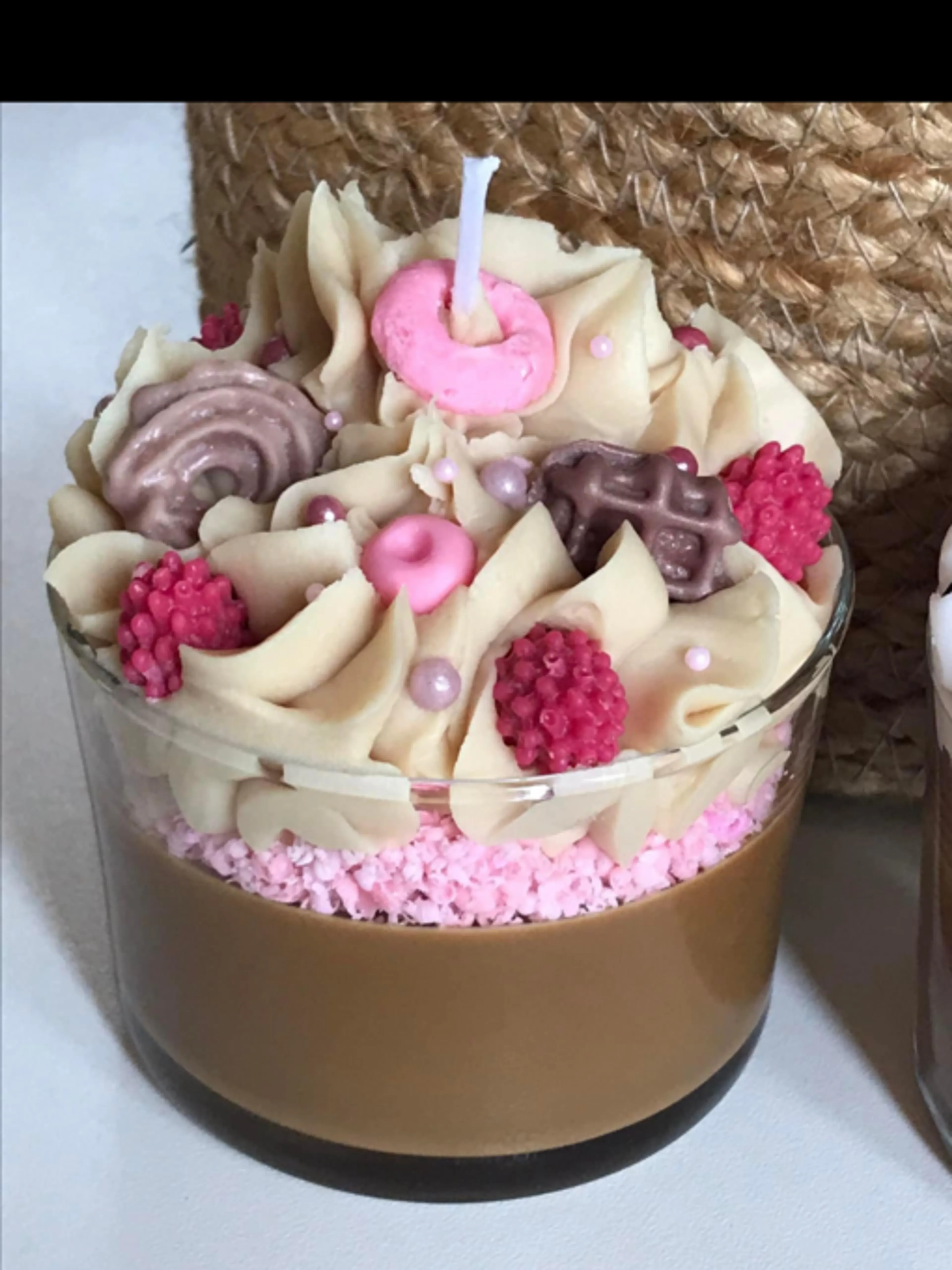 Image de présentation pour l'offre Maîtrisez la magie de la création avec cricut : Tutoriels et bougies artisanales ! par Sophie