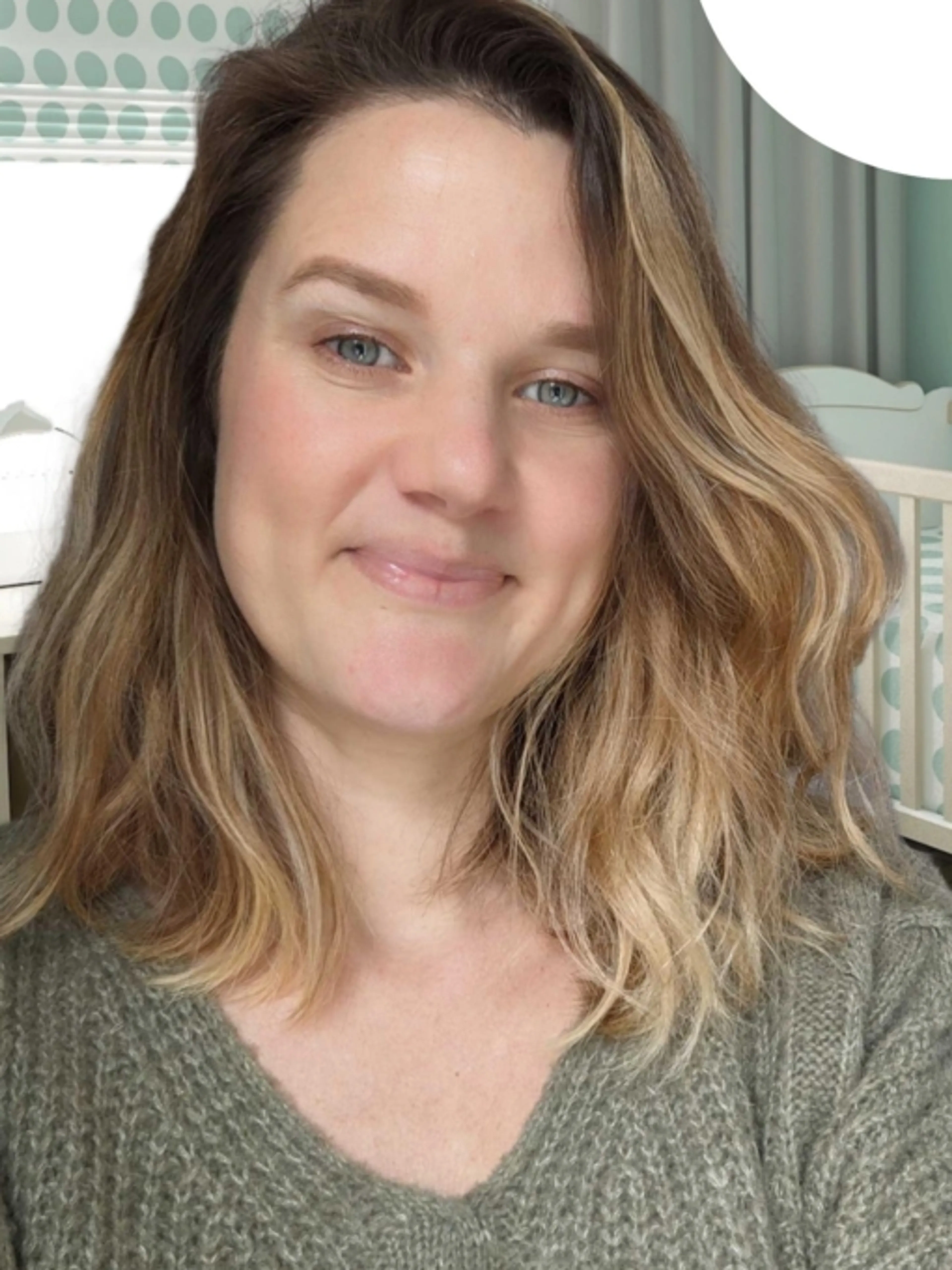 Image de présentation pour l'offre Masterclass, les bases du sommeil de 0 à 5 ans + fiches pratiques ParentEssentiels offertes par Marianne Bertrel