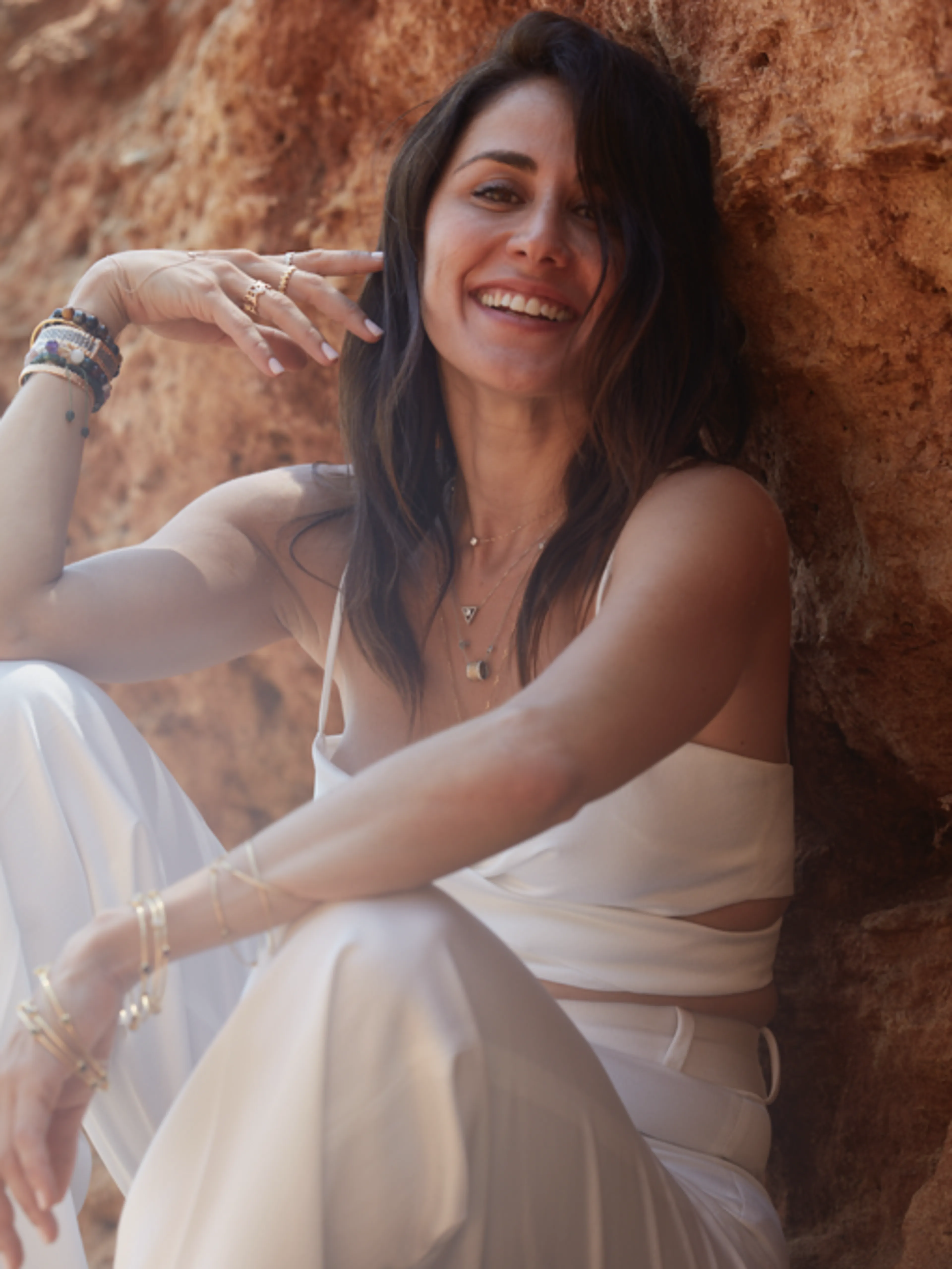 Image de présentation pour l'offre Holistique Face Fitness pour rehausser votre visage et votre énergie par Leïla Bovisaj par Leila