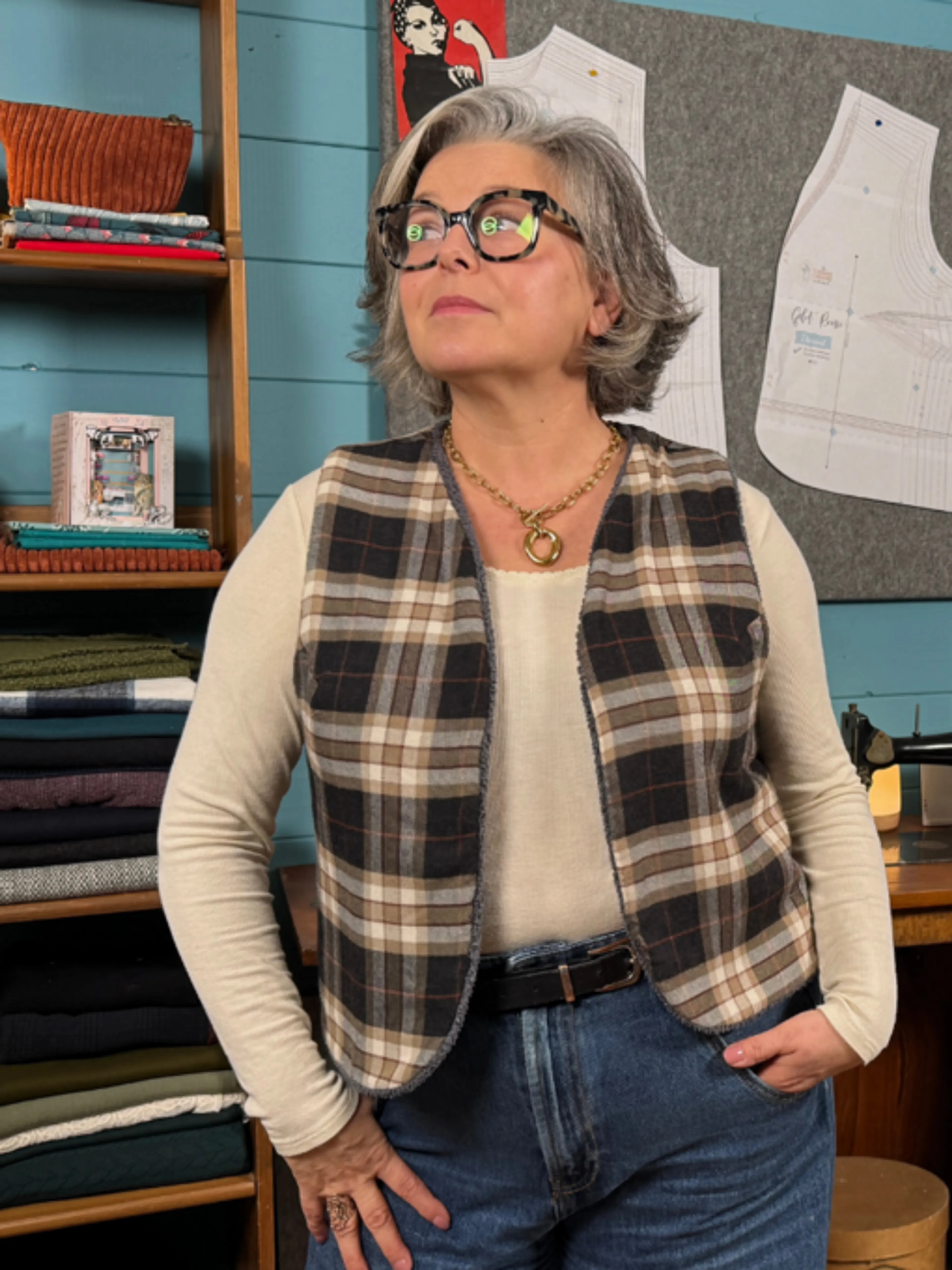 Image de présentation pour l'offre Masterclass - Le gilet Romie - Patron offert du 34 au 52 par Sophie alias Sewing So