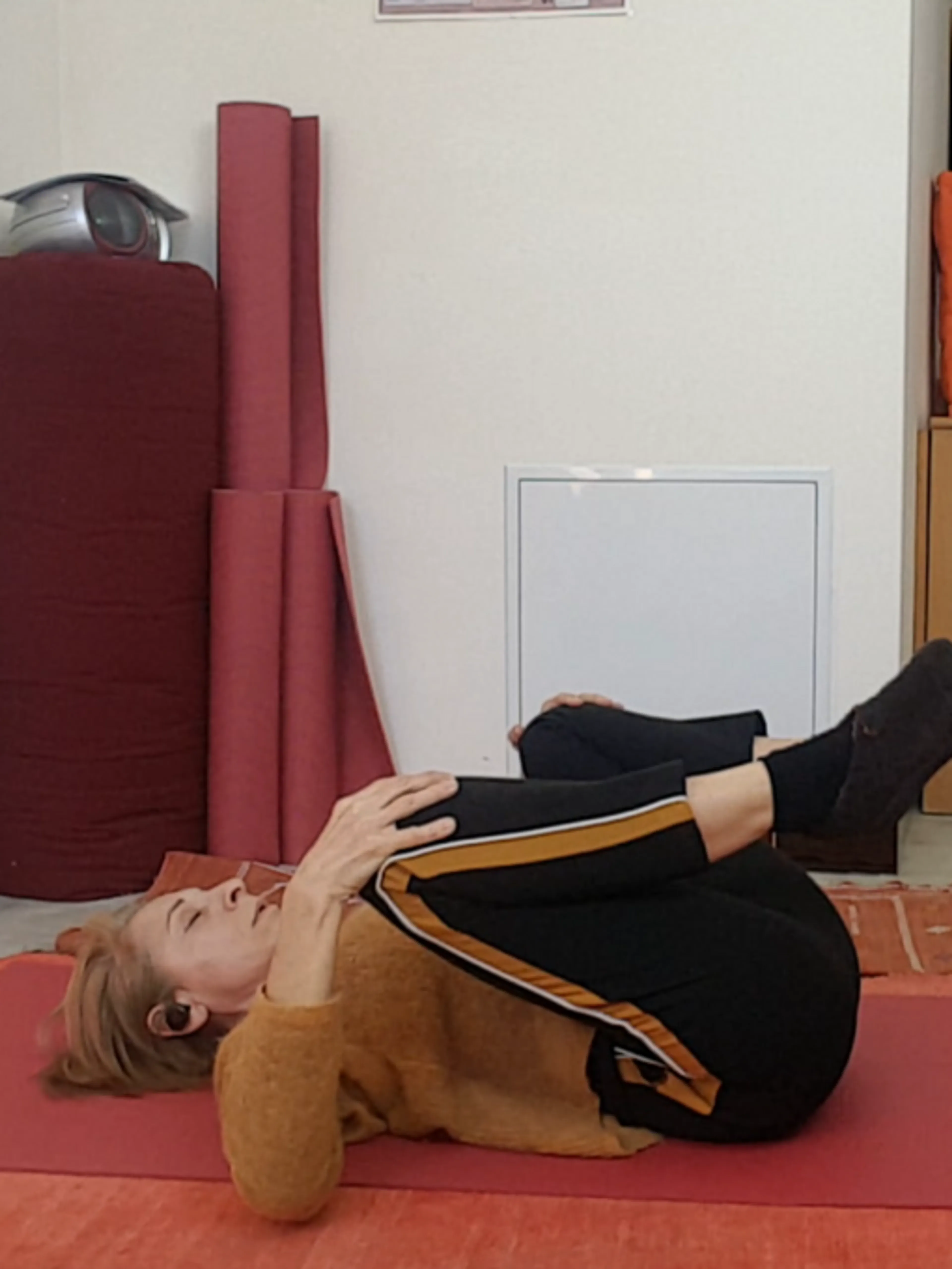 Image de présentation pour l'offre Cours de yoga en ligne SERENITE avec coach certifié par Catherine Yoga