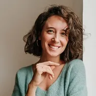 Alice vous présente ses services sur la plateforme Wooskill.