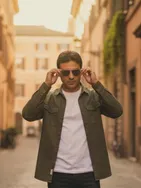 L'expert vous présente ses services sur la plateforme Wooskill.