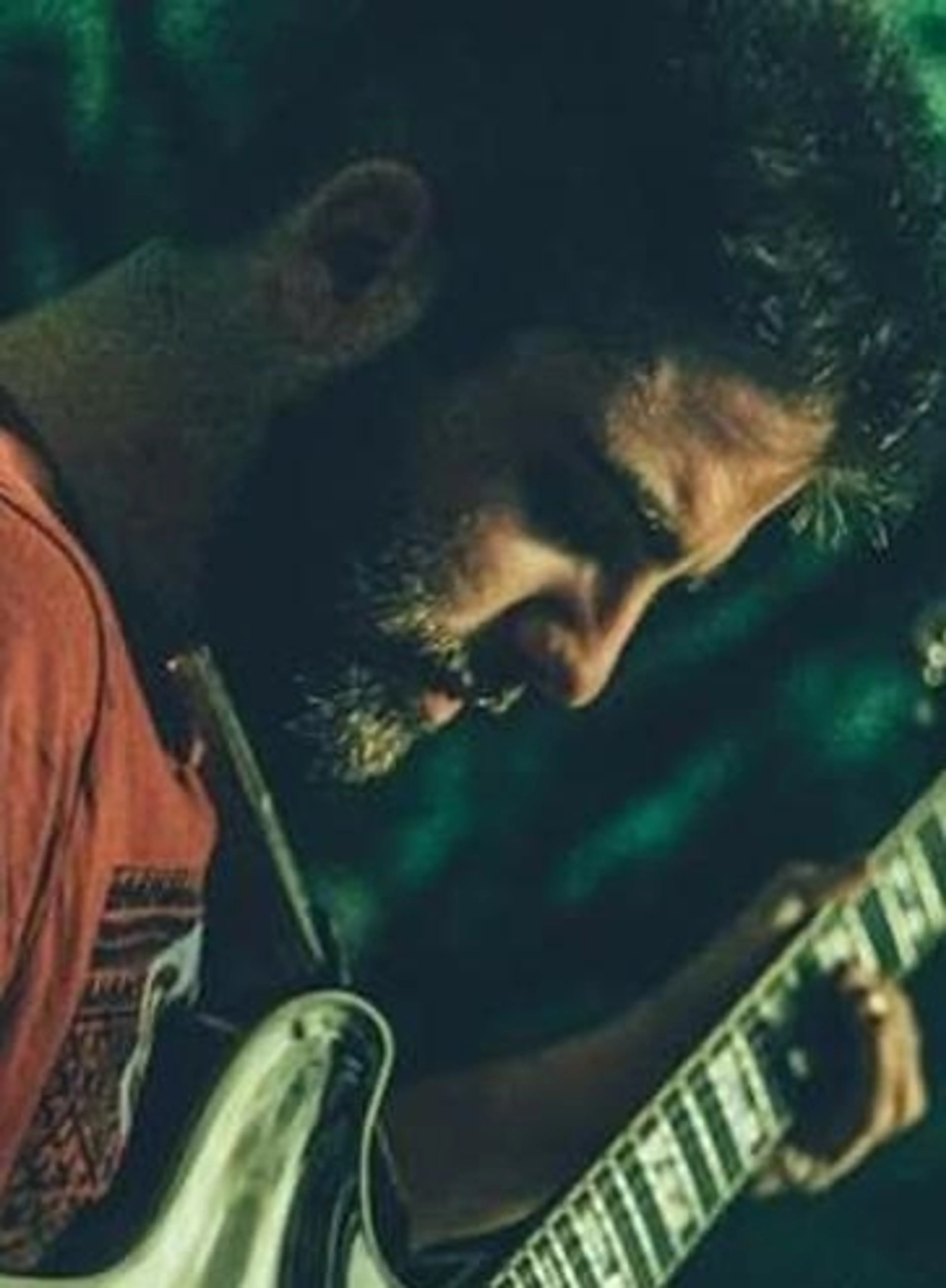 Professeur de guitare diplômé du conservatoire propose cours pour débutants ou confirmés.
