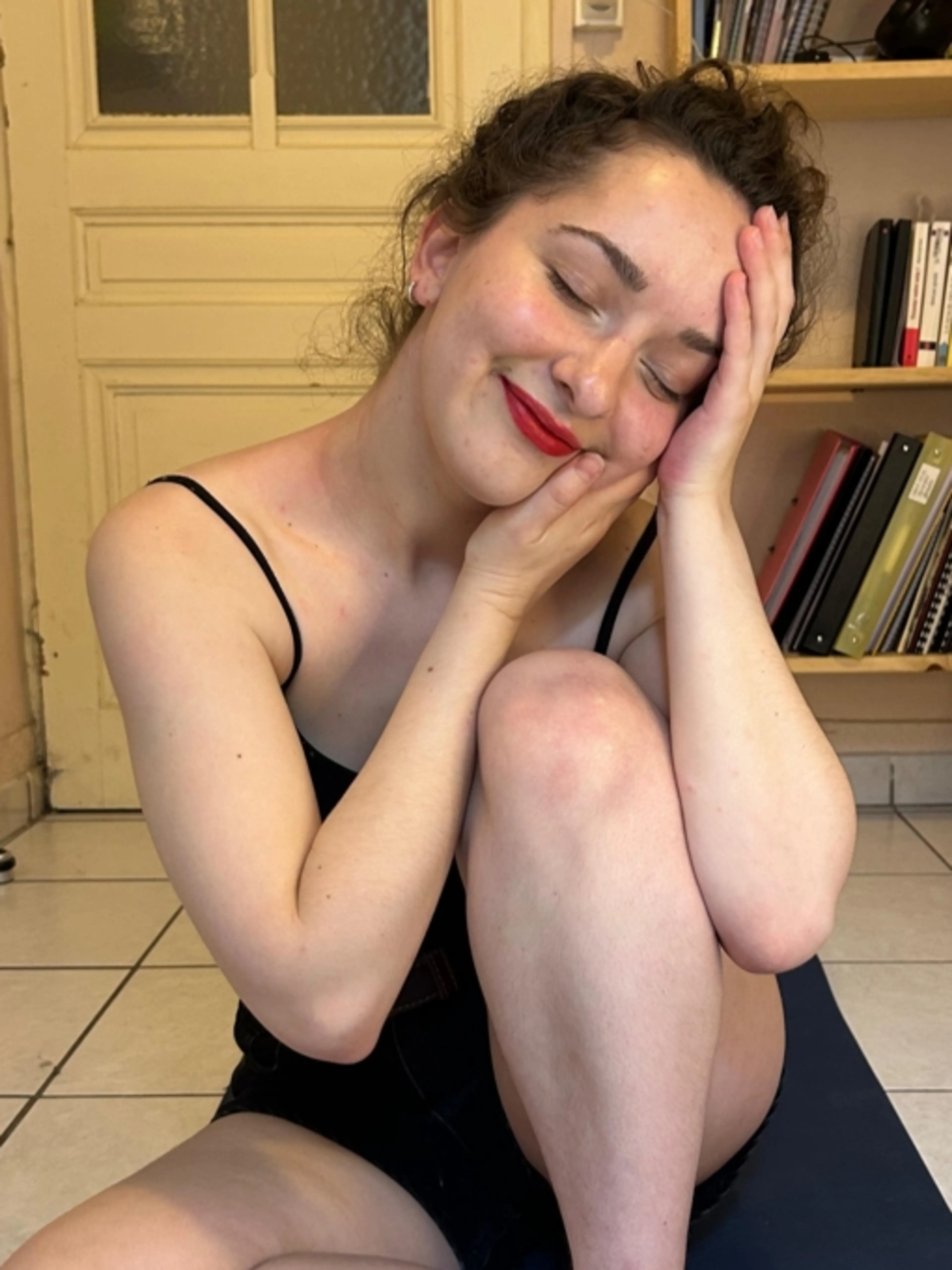 Image de présentation pour l'offre Faites le point sur votre relation avec votre voix - lors d’une séance de chant/voix-thérapie ✨ par Fée de la voix 🎙️🧚‍♀️