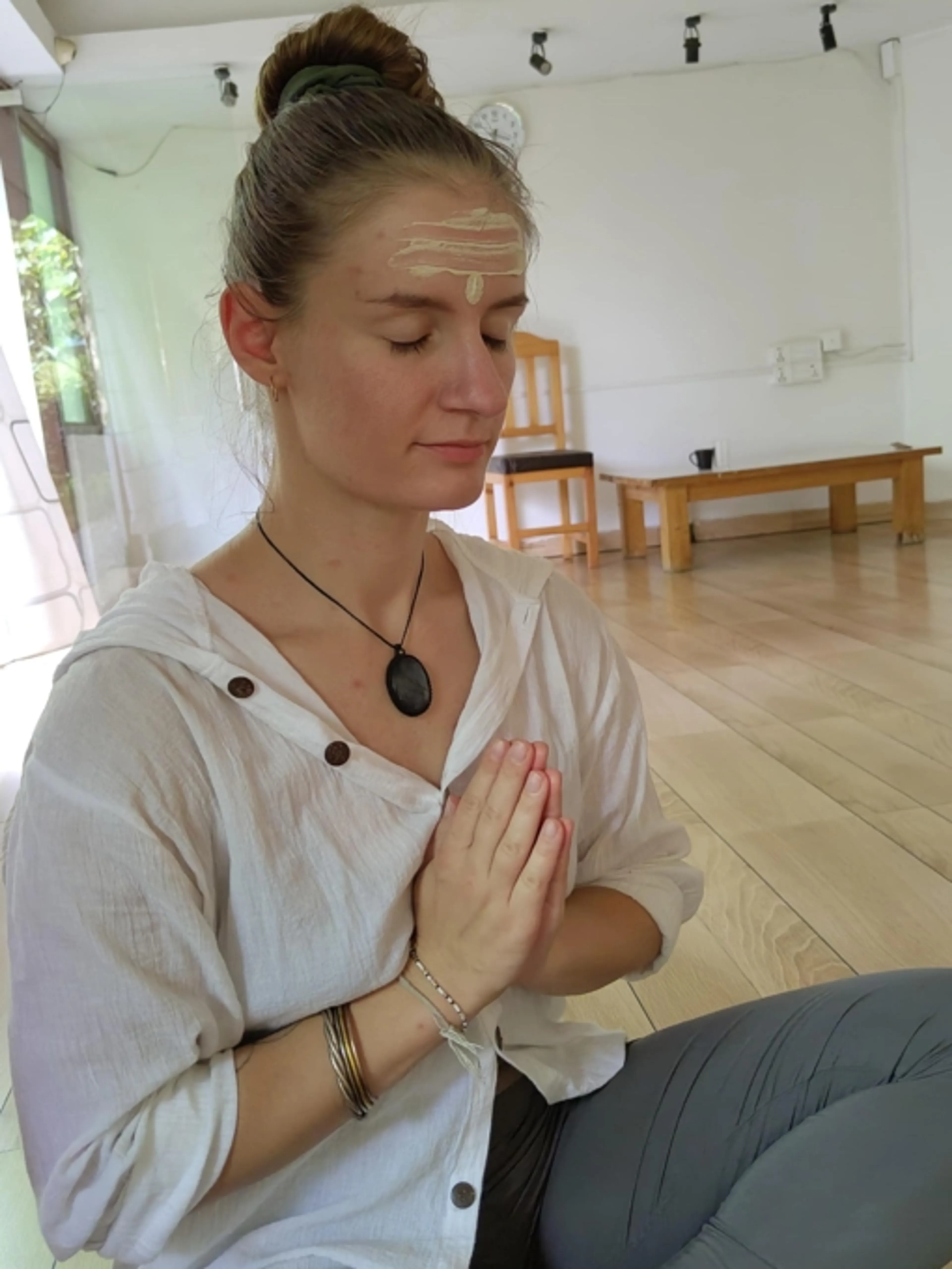 Cours de Yoga personnalisés à vos besoin (anti-stress, force, développement personnel, etc.) avec une professeure certifiée +500h