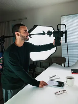 Image de présentation pour l'offre Tu es Créateur de contenu, Formateur ou Influenceur ? Vis enfin de ta passion et monétise tes lives en 3 clics ! par Enzo