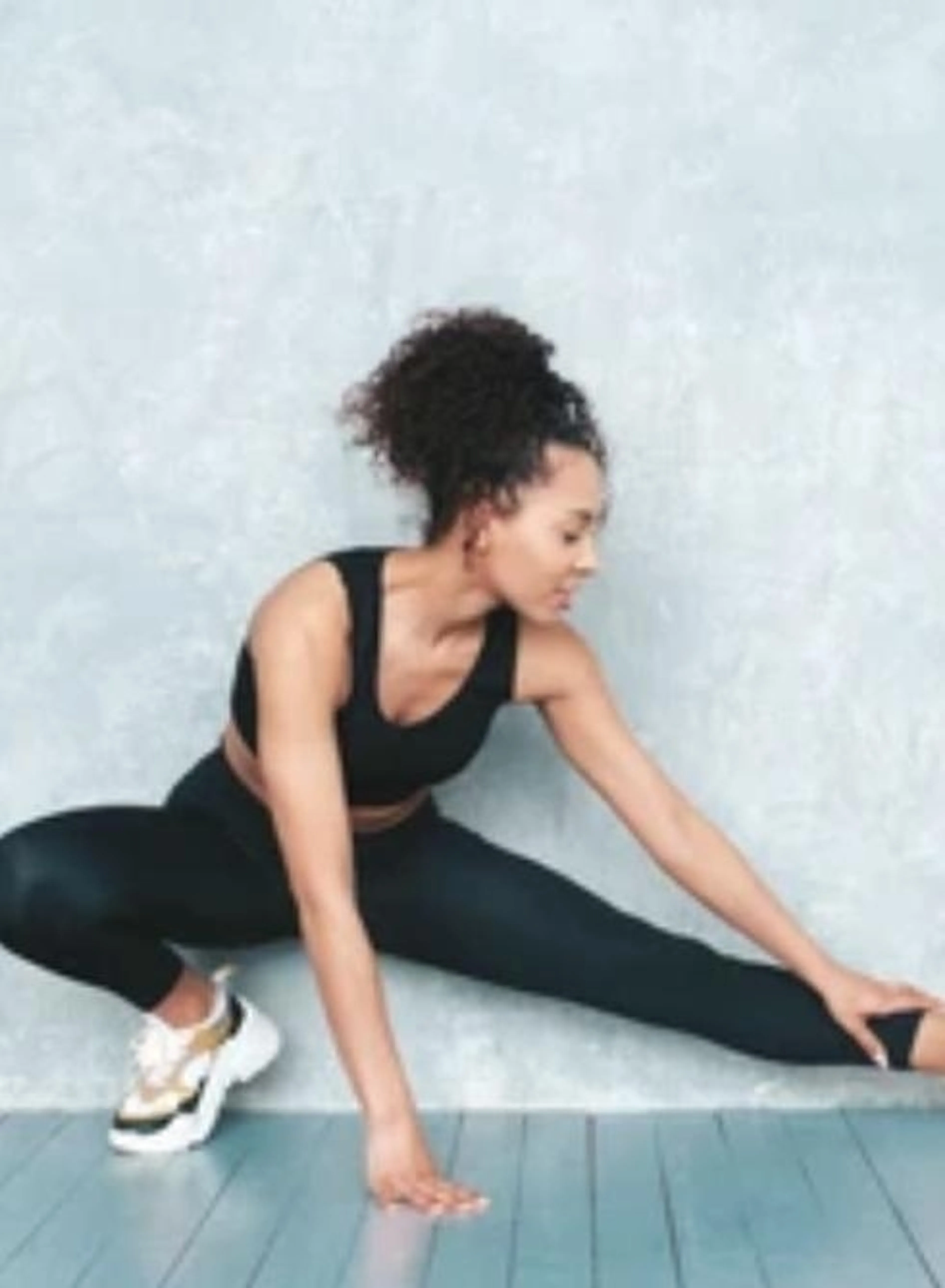 Accompagnement en salle de sport pour atteindre tes objectifs :
- perte de poids
- renforcement musculaire