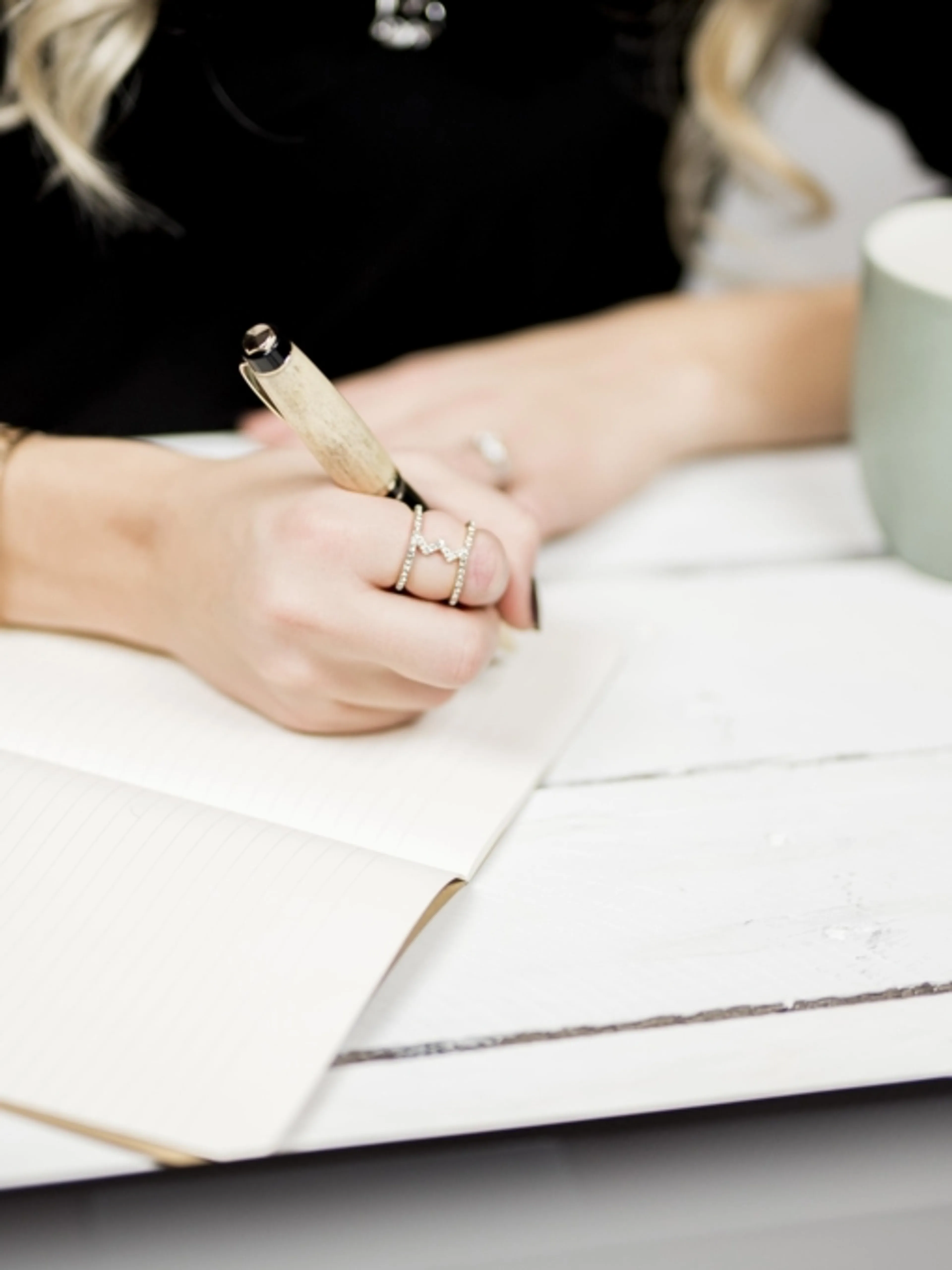 Atelier d'écriture Éveilleur d’idées ® Réveillez le créateur qui est en vous ! Nous sommes tous capables d’actions créatrices !!!