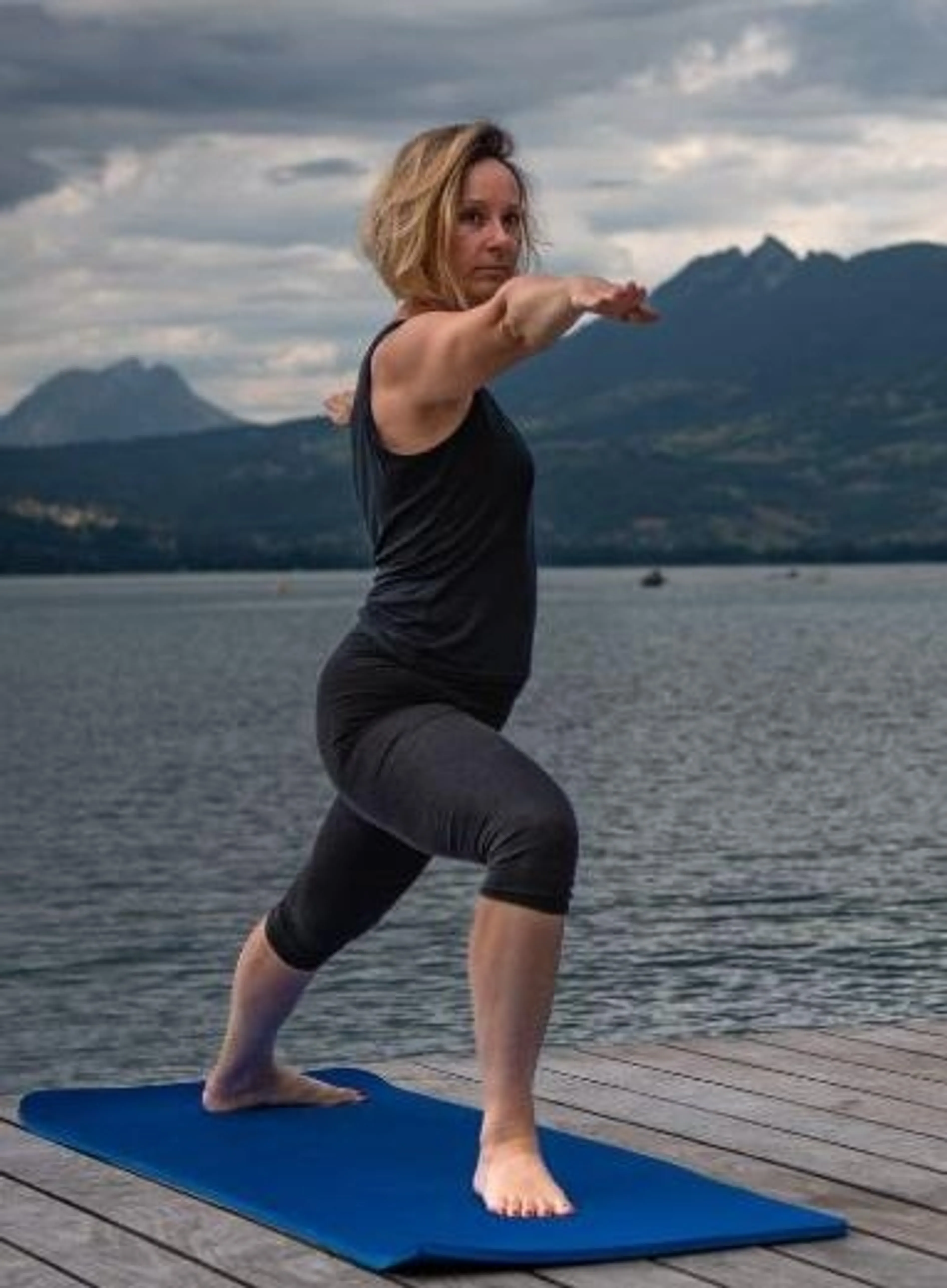 Séance de yoga pour retrouver le calme et la sérénité / Cours personnalisé en fonction de vos besoins.