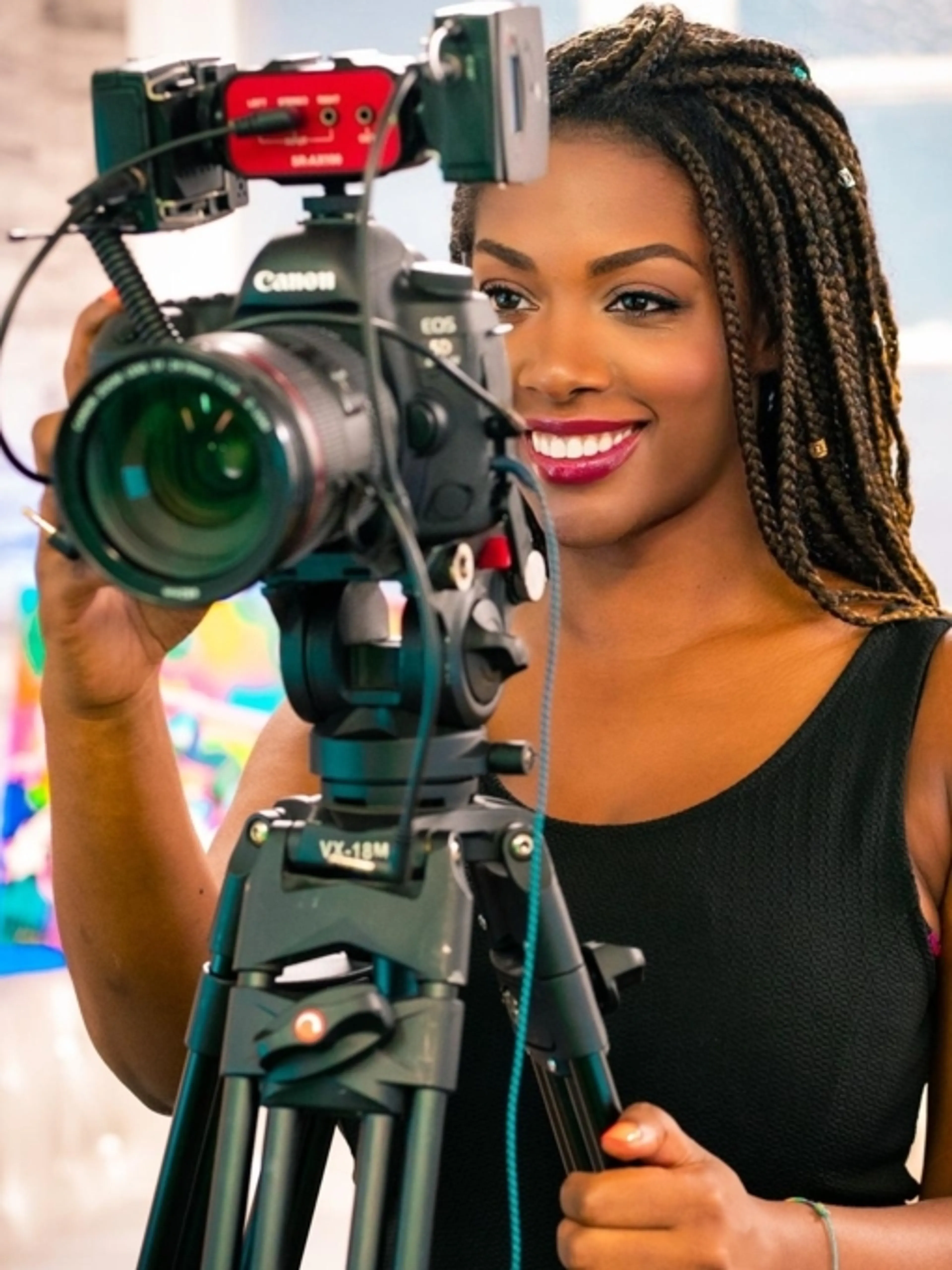 Image de présentation pour l'offre Création de contenu personnalisé pour raconter votre histoire et booster votre visibilité sur les Réseaux sociaux par Chrystal Casting