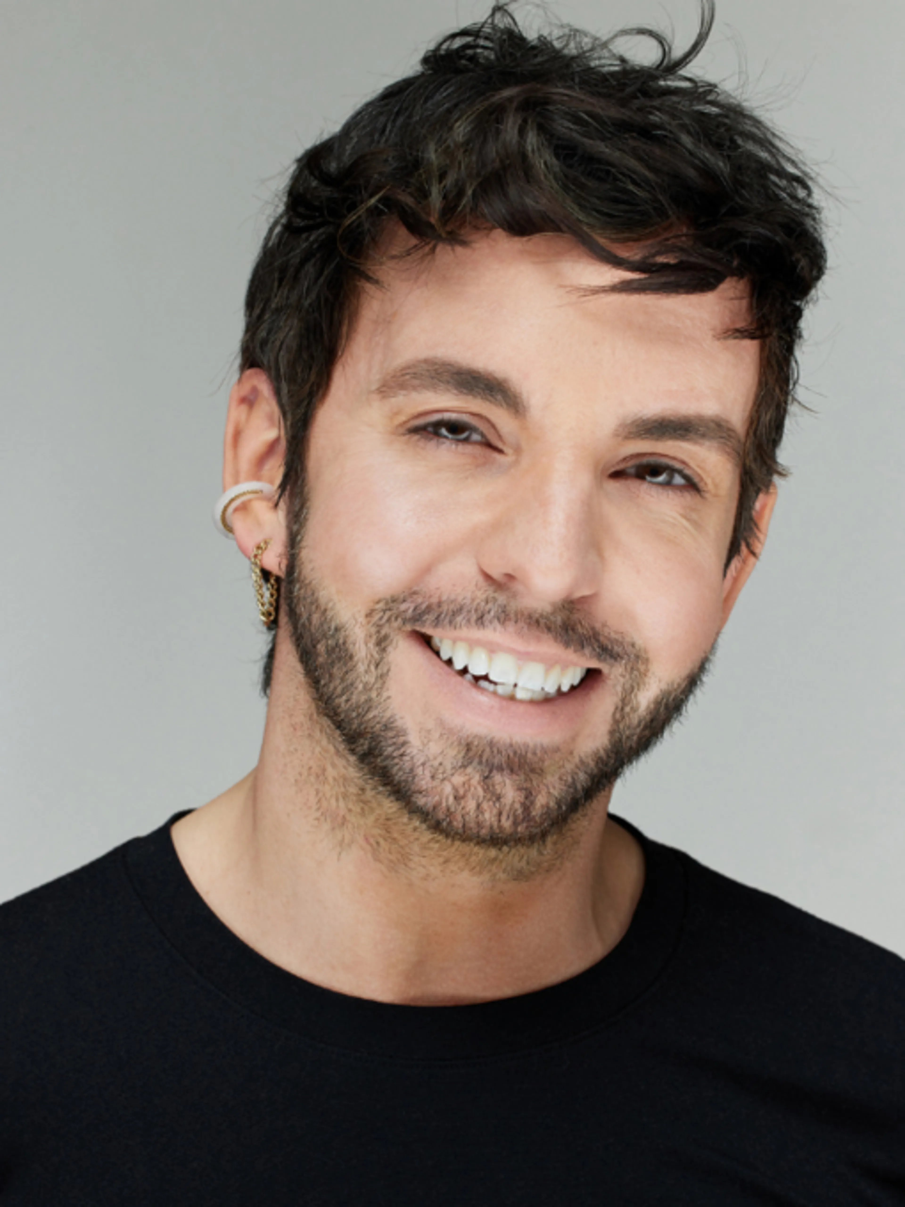 Image de présentation pour l'offre Mieux qu’un filtre ! Les secrets de pro pour un maquillage parfait sur les réseaux sociaux avec Cristina Cordula & Tom Sapin par CRISTINA CORDULA