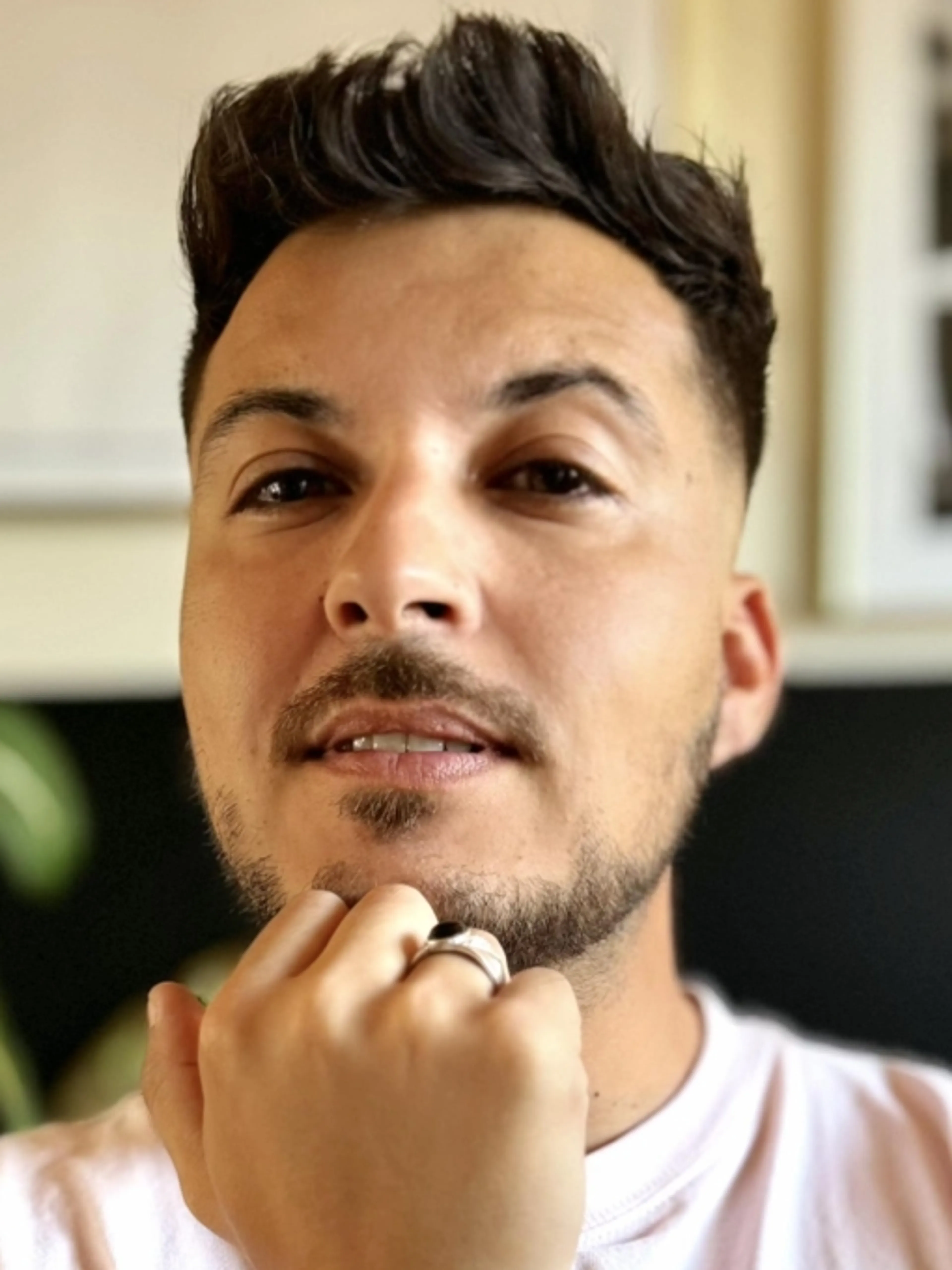 Image de présentation pour l'offre Comment enfin se libérer de la jalousie et de la possessivité ? par Jordy Oumira
