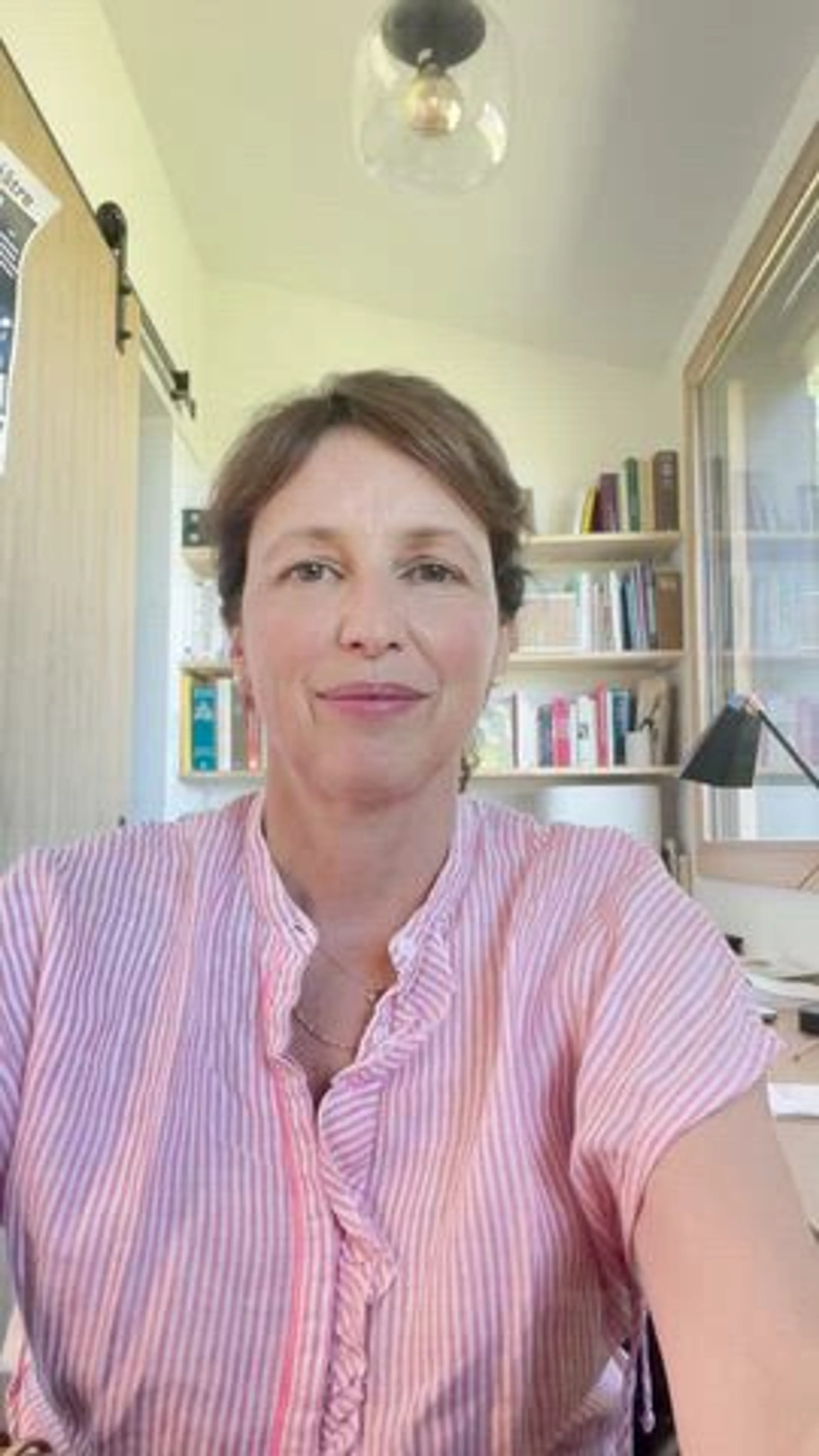 Image de présentation pour l'offre Révisions - Manon Lescaut - Bac de français, les idées essentielles et un plan détaillé de dissertation envoyé à la fin du webinaire par Emmanuelle
