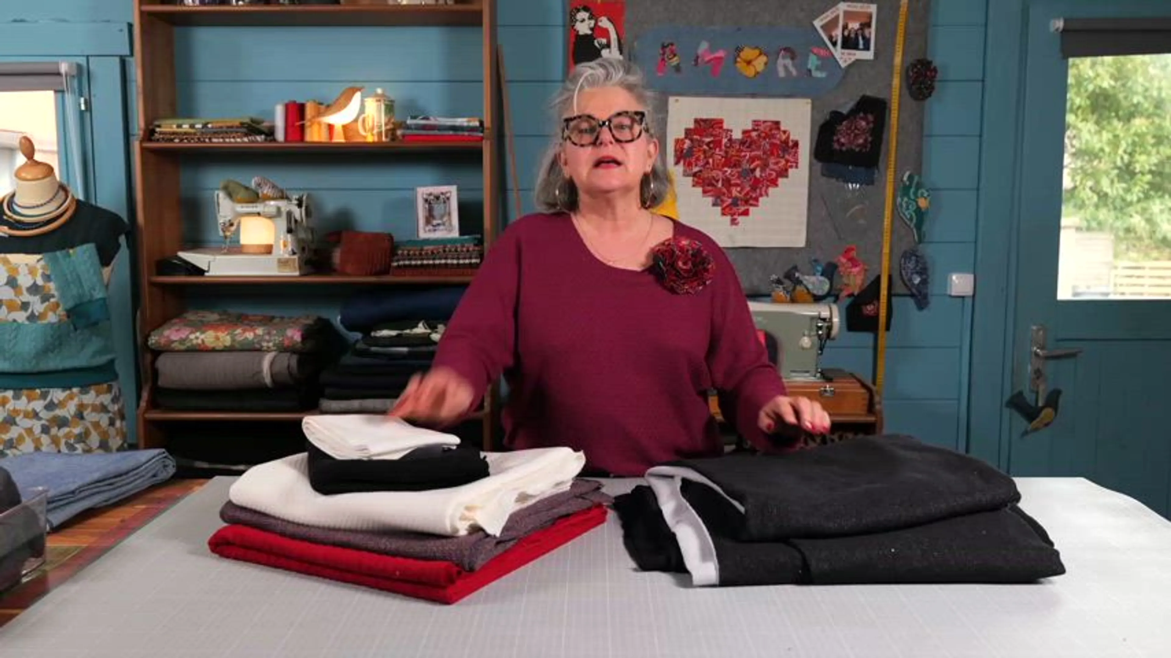 Image de présentation pour l'offre Masterclass - Coudre le Sweat Naou - du 34 au 52, patron offert par Sophie alias Sewing So
