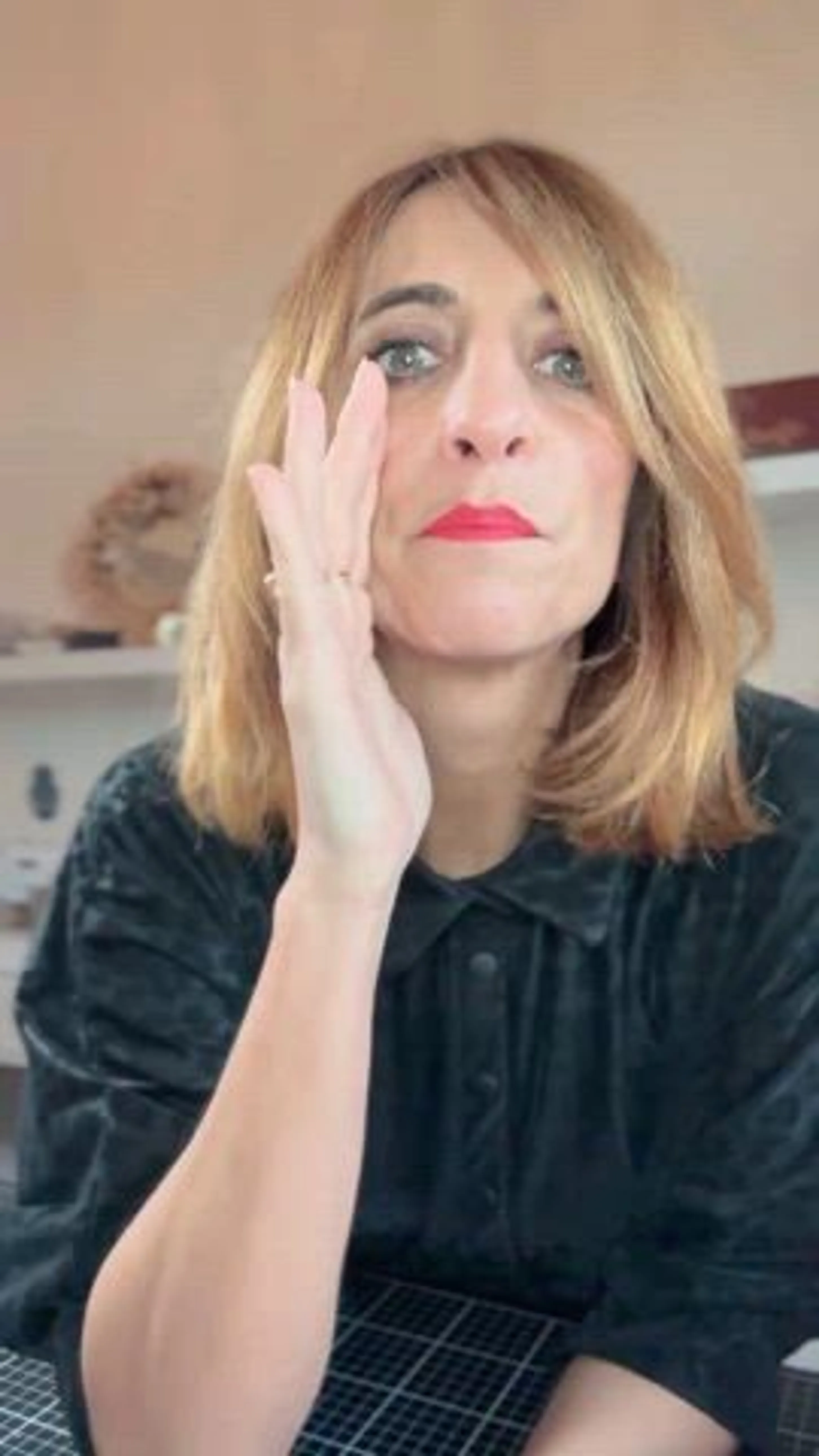 Image de présentation pour l'offre Je couds ma taie d’oreiller en soie par CATHERINE