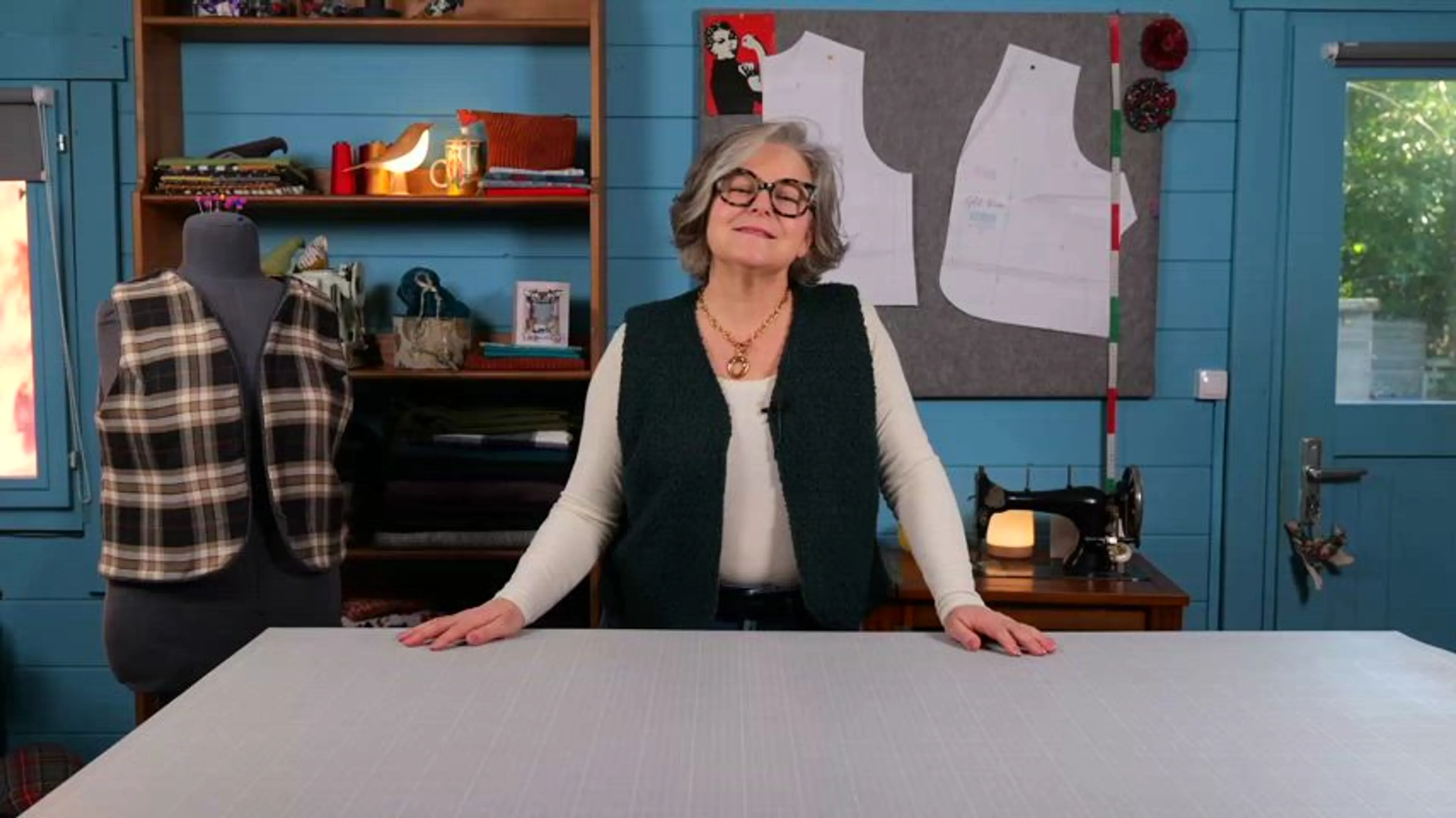 Image de présentation pour l'offre Masterclass - Le gilet Romie - Patron offert du 34 au 52 par Sophie alias Sewing So