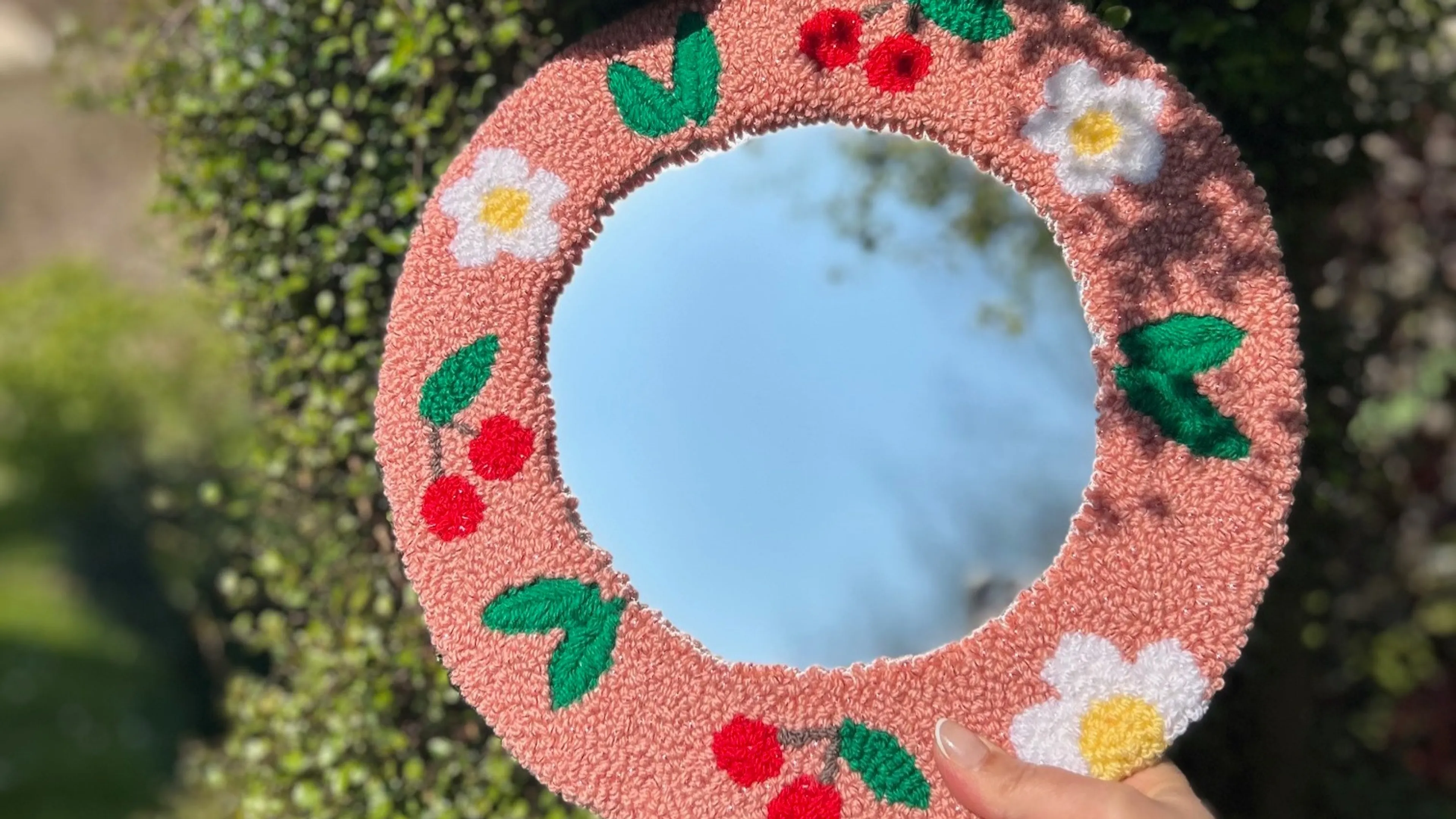 Réaliser un miroir en punch needle 🪞🧶