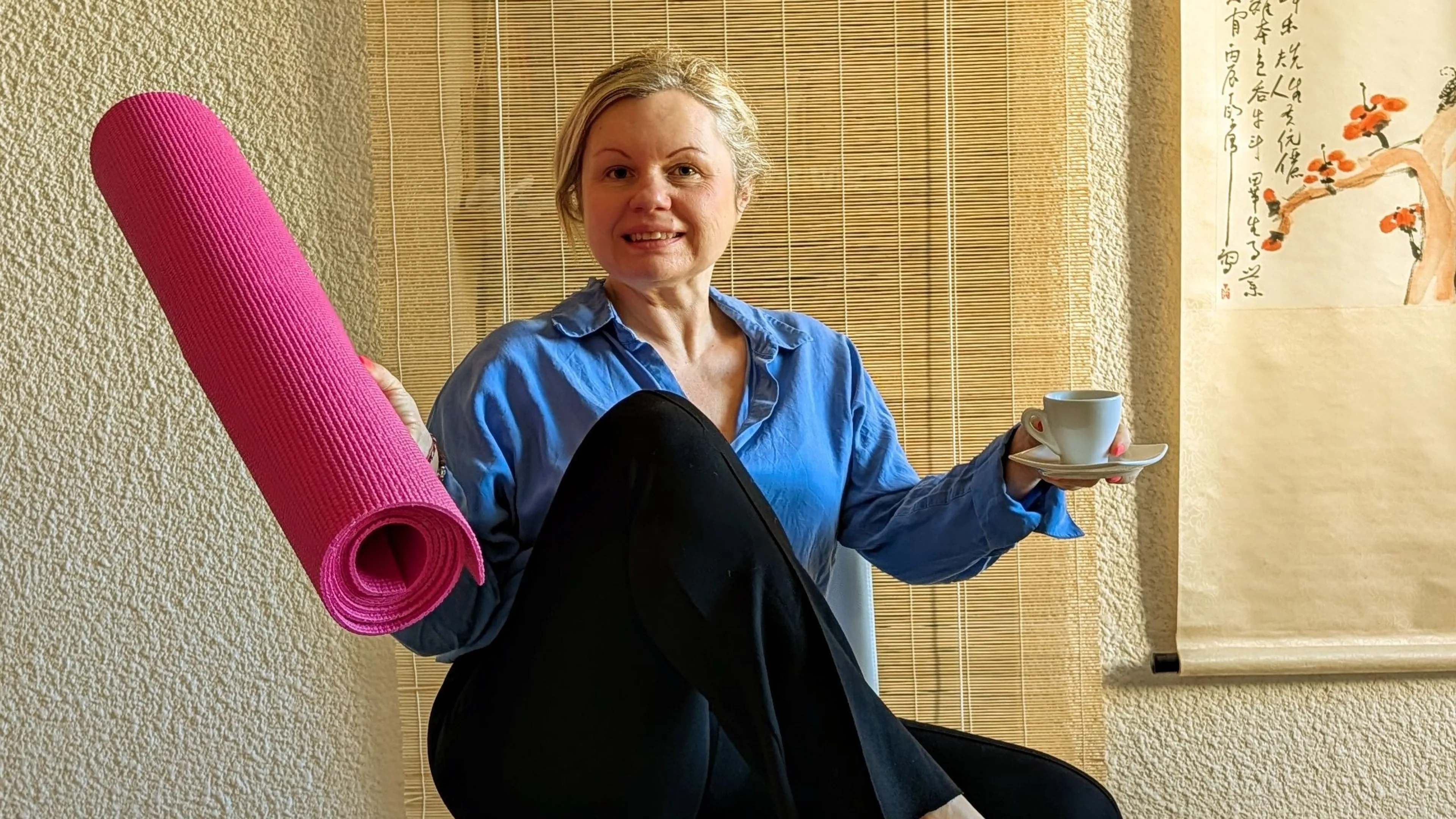 Café‑Yoga Boost - Mini‑Flow Anti‑Sédentarité